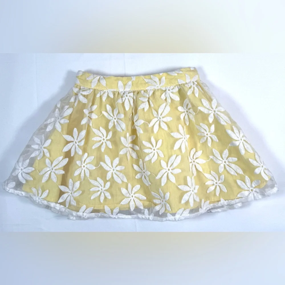 GYMBOREE Girls Floral Embroidered Skirt 5T Cottagecore Spring Mesh‎ Cute